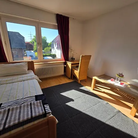Habitación en casa particular Eine Schoene In Einer Ruhigen Gegend Mit Gemeinsam Genutzte Bad Und Kuechengeraete *