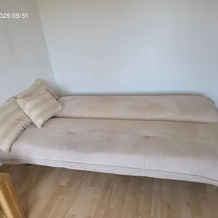 Eine Schoene In Einer Ruhigen Gegend Mit Gemeinsam Genutzte Bad Und Kuechengeraete Habitación en casa particular Kleve (Dusseldorf)
